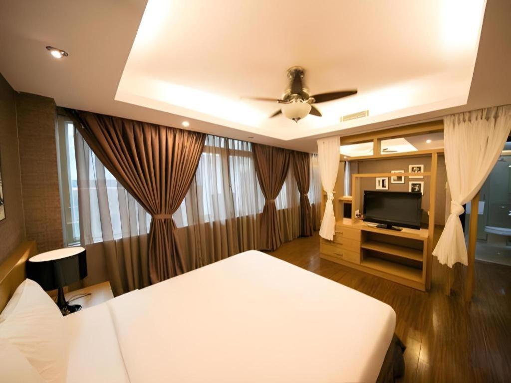 Aha Boutique Ben Thanh Hotel